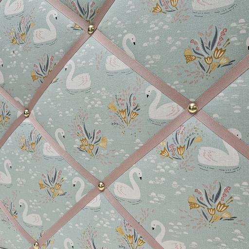 Lutton - Swans