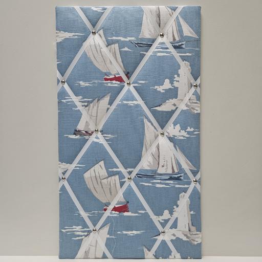 Sailing blue 3562 1.jpg