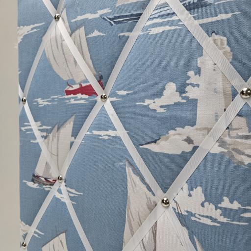 Sailing blue 3562 2.jpg