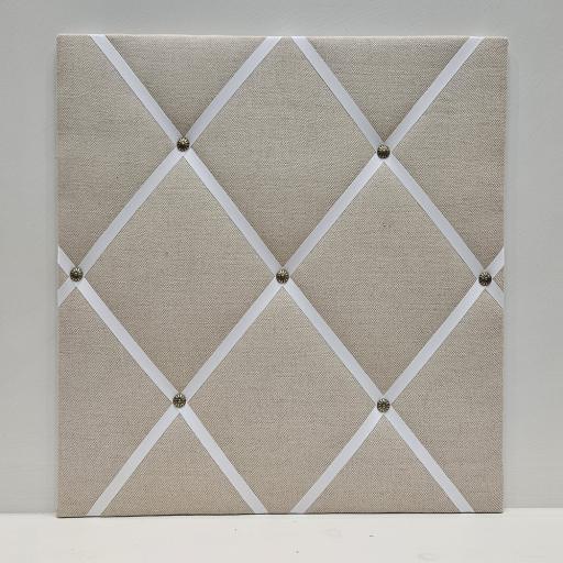 Linen and Ivory 4042 1.jpg