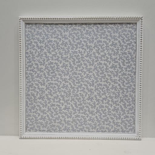Squiggle mini bead 4040 A.jpg