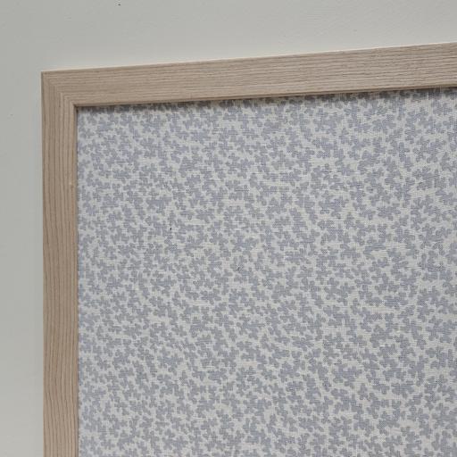 Squiggle in Oak 4142 A.jpg
