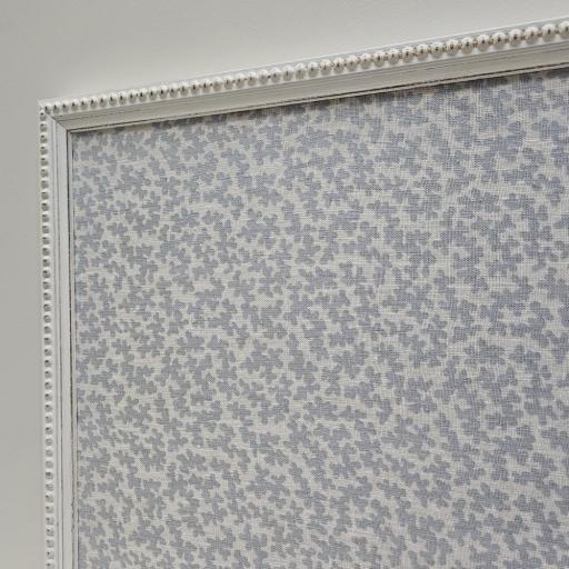 Squiggle mini bead 4040 B.jpg